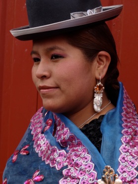 Jewellery is a hugely important accessory for a cholita.