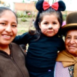 Bolivia: Clara with her daughter Naomi and mum Carmen.